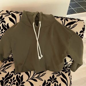 Like new wild fable cropped hoodie